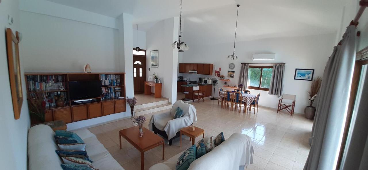 Chriseleni Latchi Villas Polis Extérieur photo