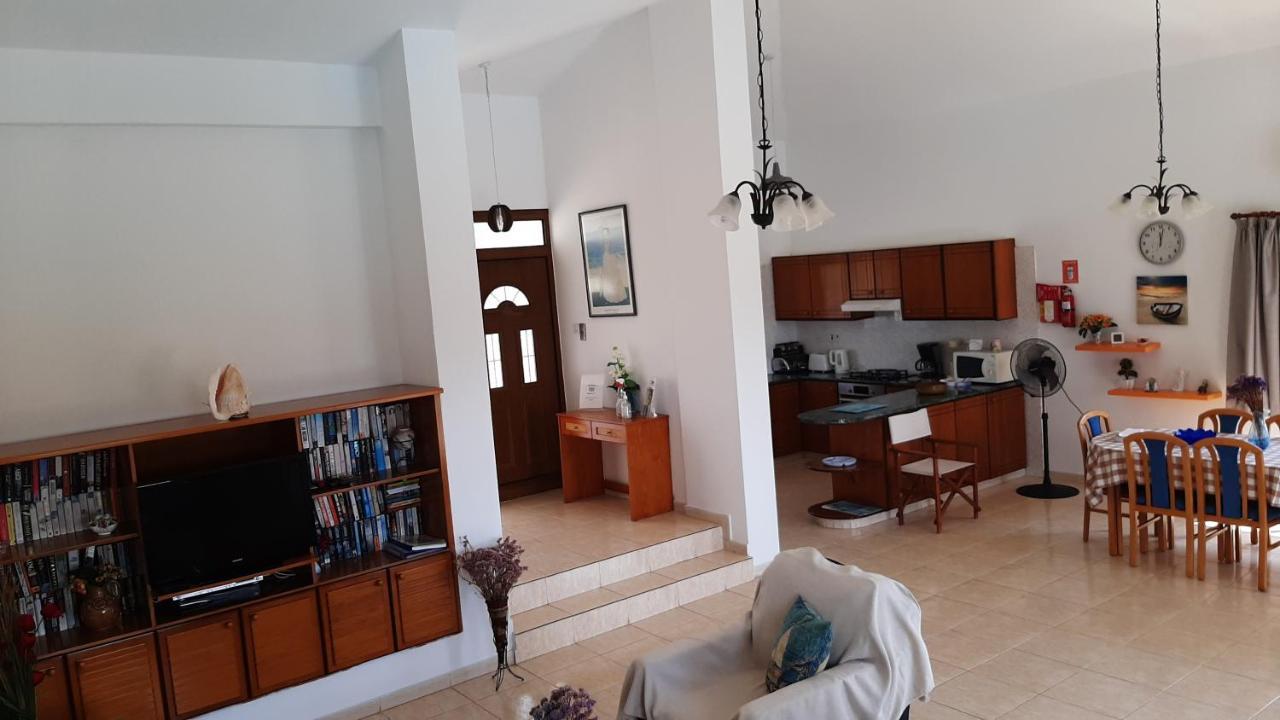 Chriseleni Latchi Villas Polis Extérieur photo