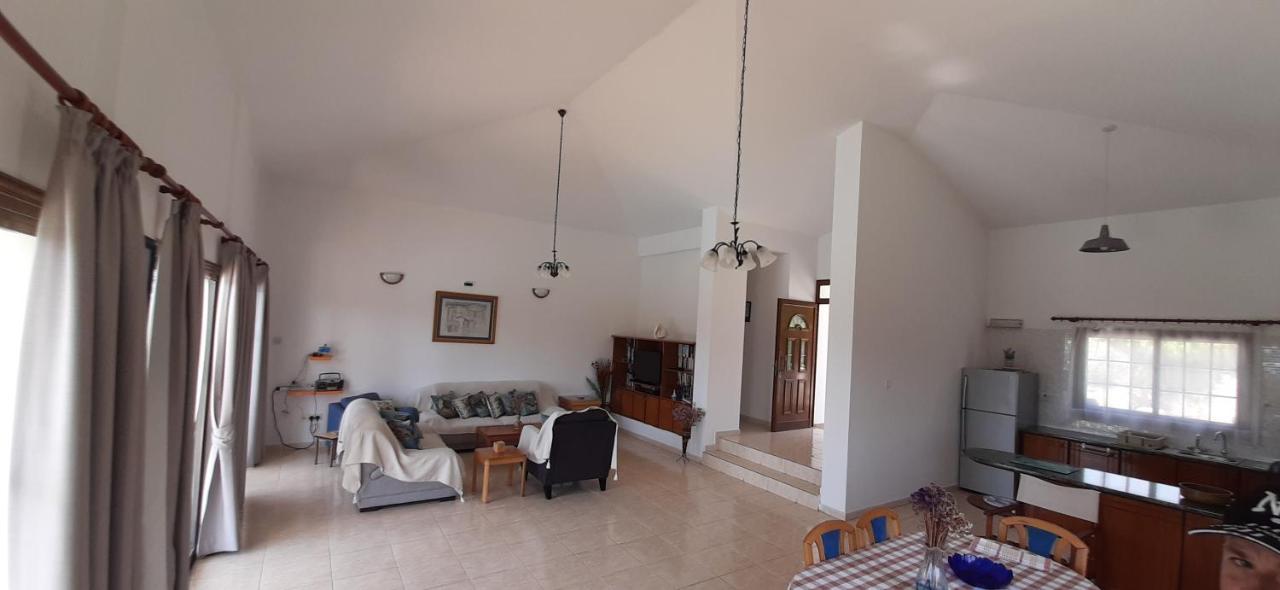 Chriseleni Latchi Villas Polis Extérieur photo