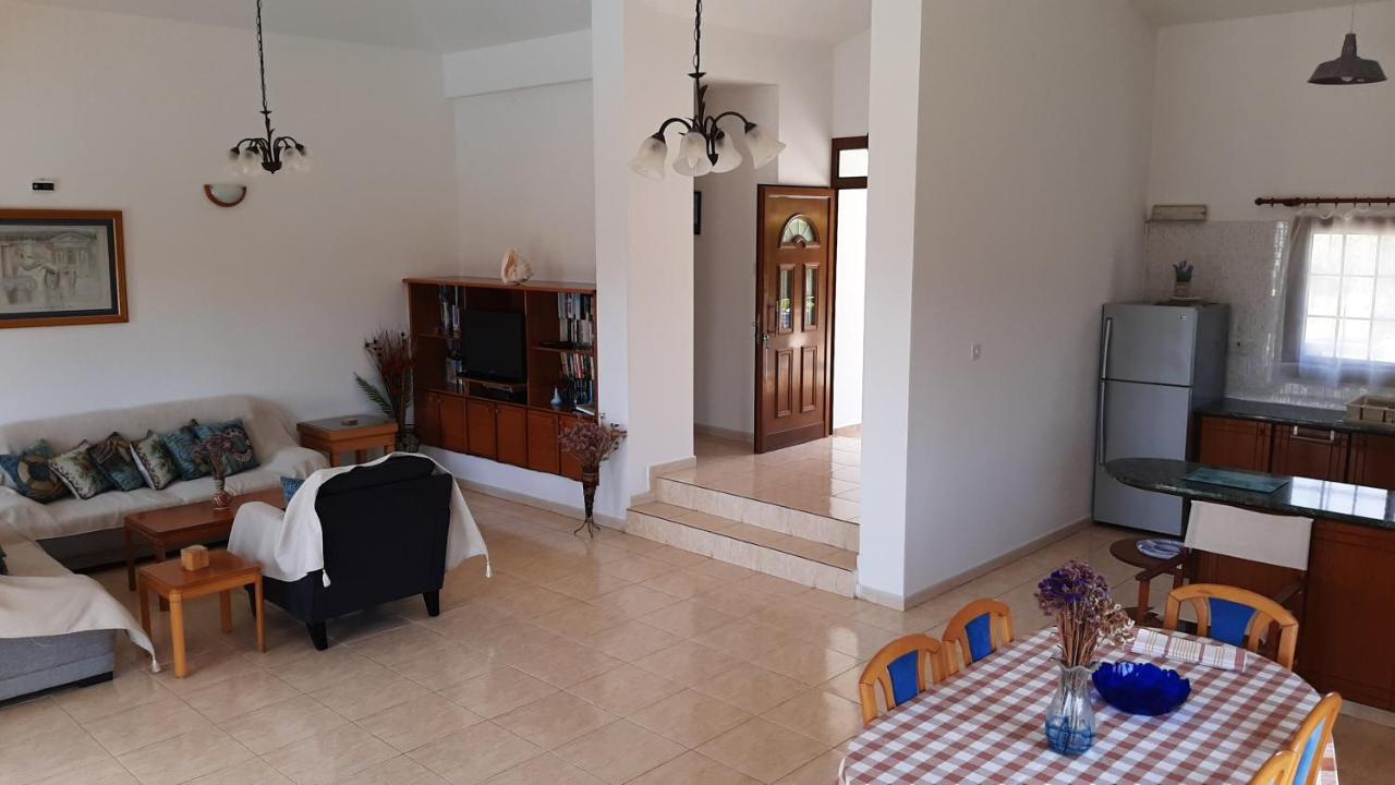 Chriseleni Latchi Villas Polis Extérieur photo