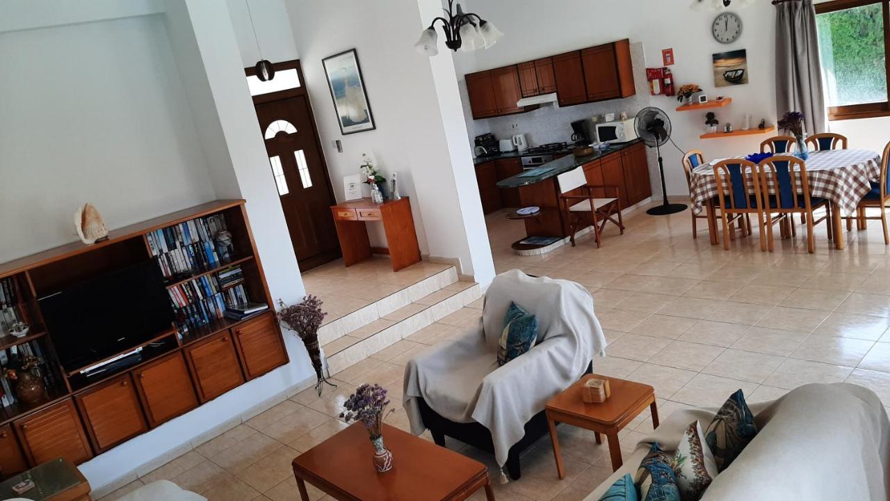 Chriseleni Latchi Villas Polis Extérieur photo