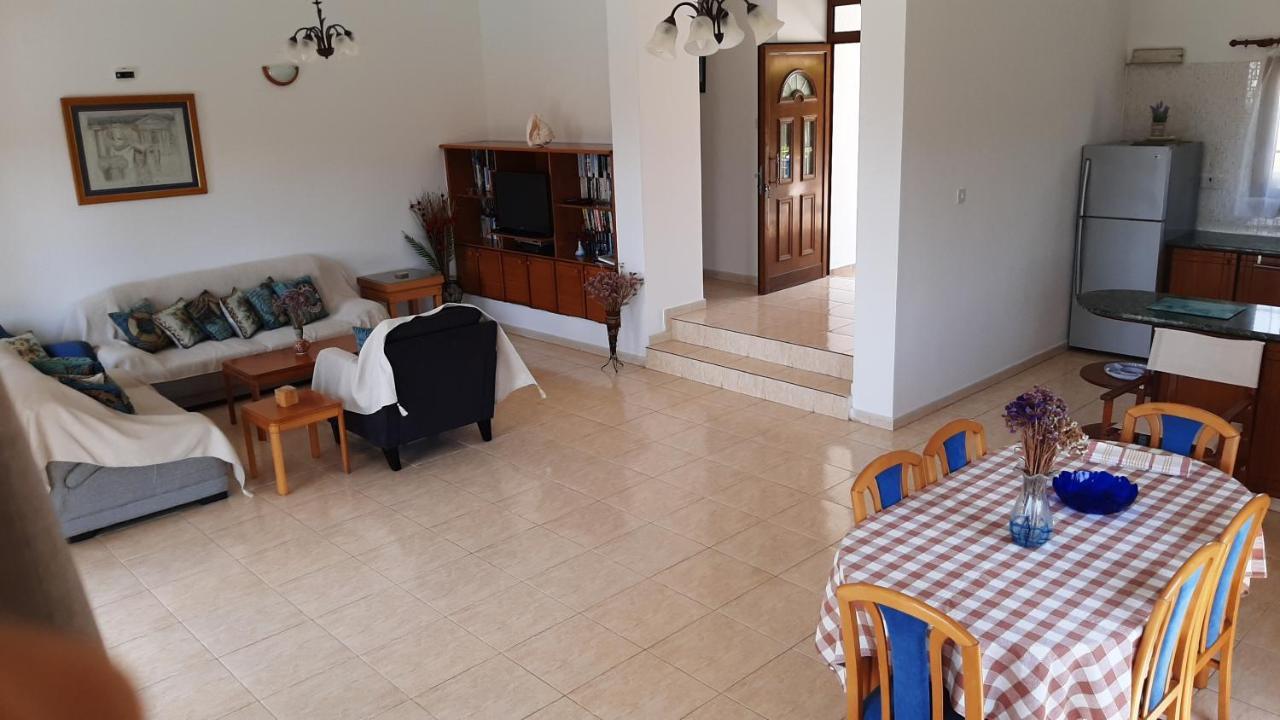 Chriseleni Latchi Villas Polis Extérieur photo