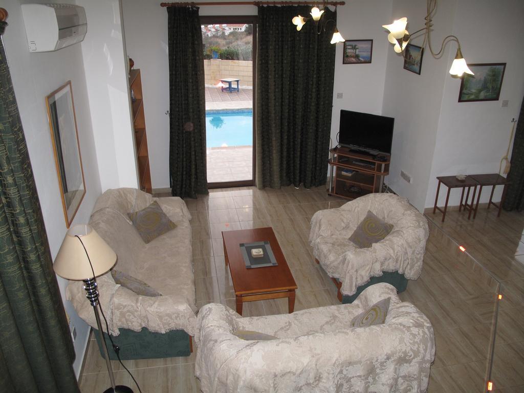 Chriseleni Latchi Villas Polis Extérieur photo